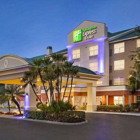 Holiday Inn Express & Suites Sarasota East By Ihg Exterior photo