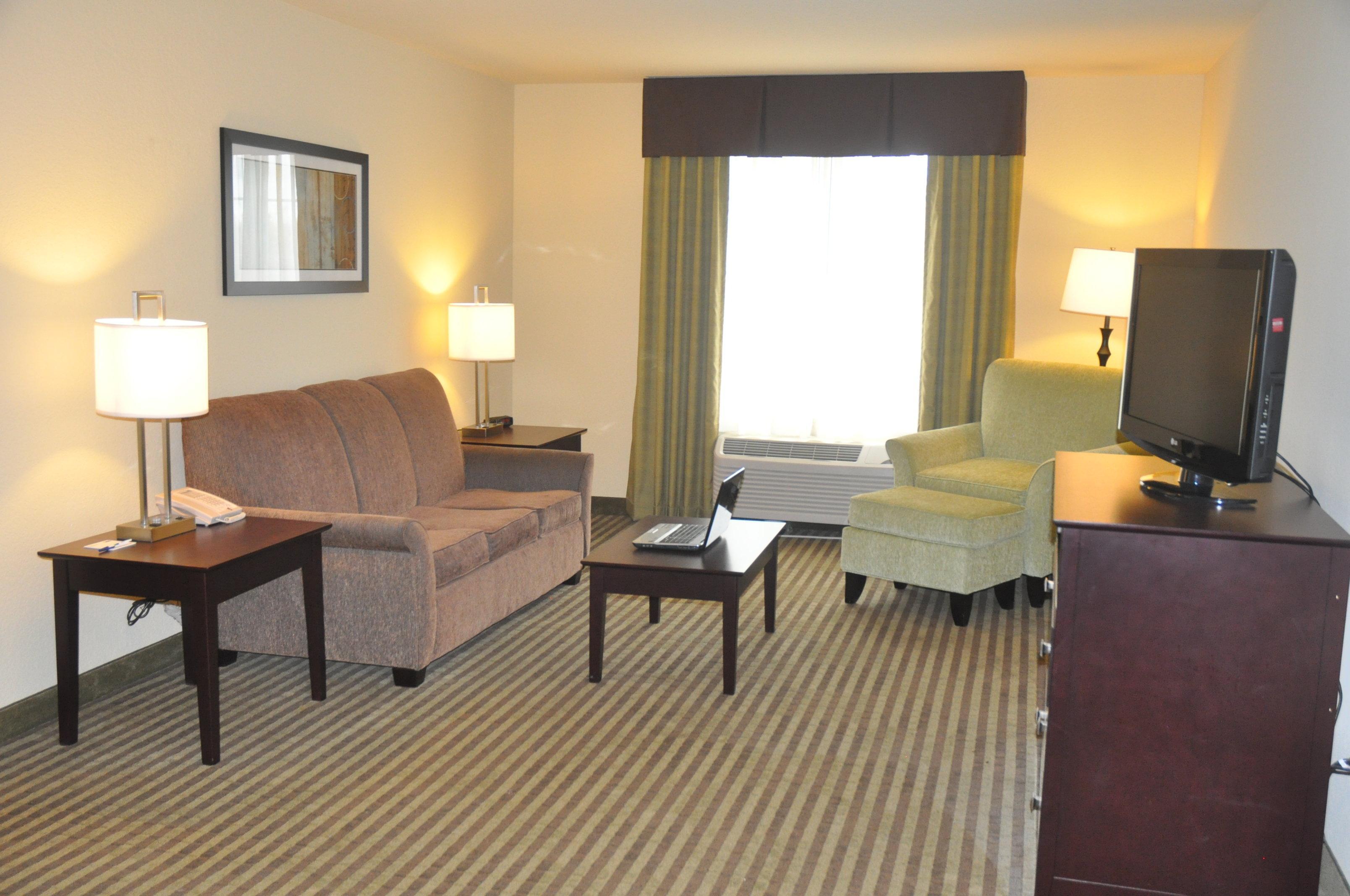 Holiday Inn Express & Suites Sarasota East By Ihg Exterior photo